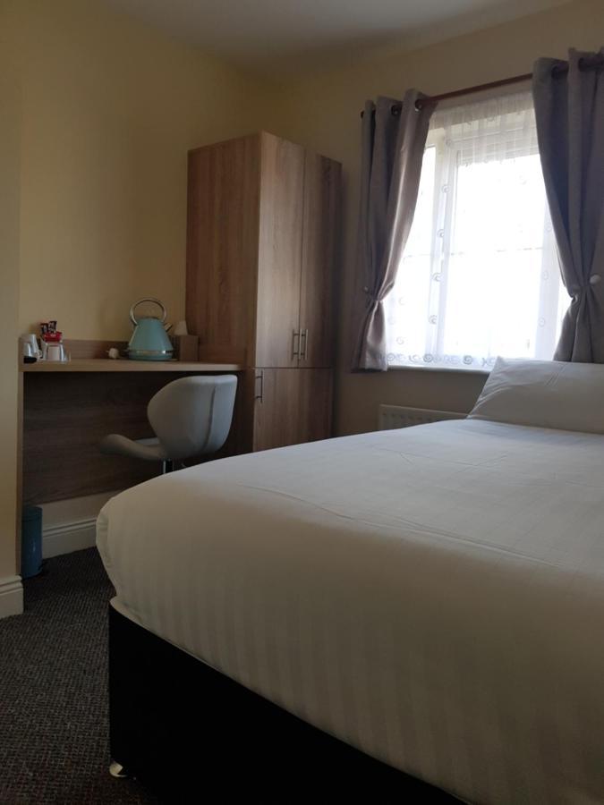 דבלין Bella Room With Free Minibar Tea&Coffee מראה חיצוני תמונה